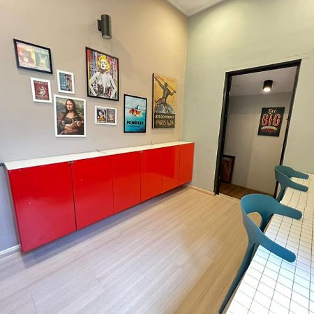 Myroom Georgetown, Off Jalan Burma, Gurney Drive Екстер'єр фото
