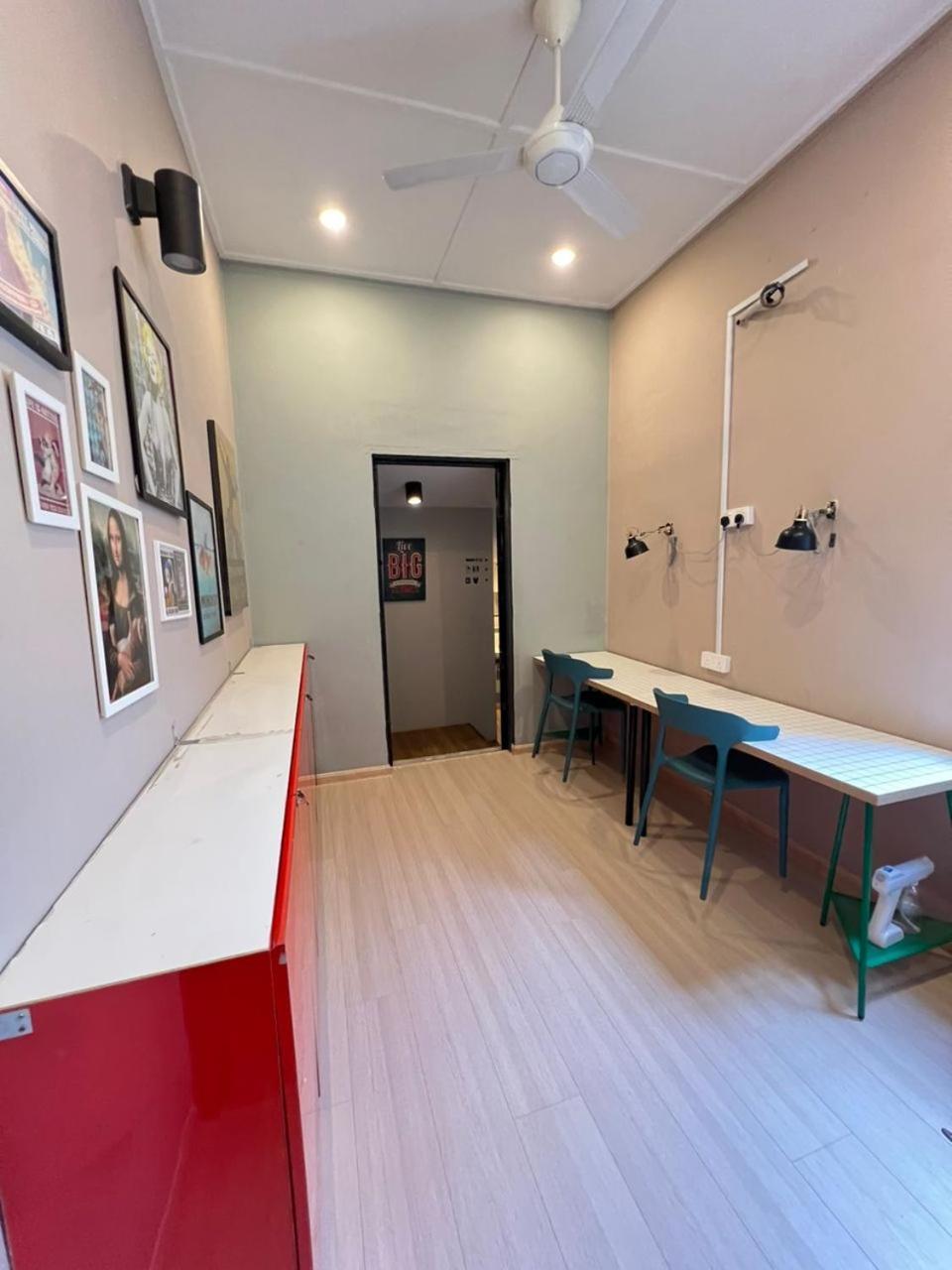 Myroom Georgetown, Off Jalan Burma, Gurney Drive Екстер'єр фото